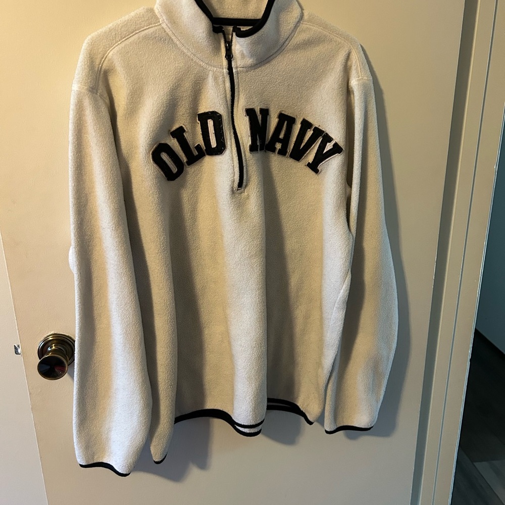 Old Navy White Women’s Sweater